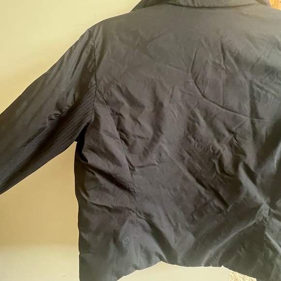 Women's Lululemon puffer Black Jacket - Picture 9 of 11